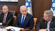 نتنياهو ومساعديه