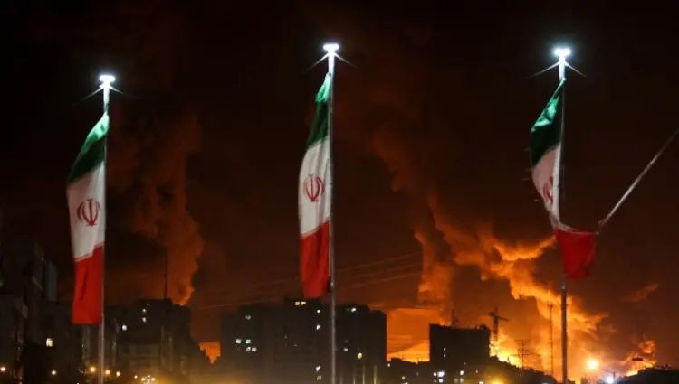 ايران قصف